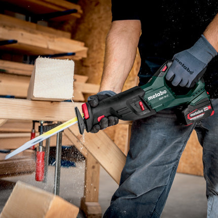 Metabo SSEP 18 LT Scie sabre sans fil 18 V 32 mm + 1x batterie LiHD 8,0 Ah + chargeur + Metabox