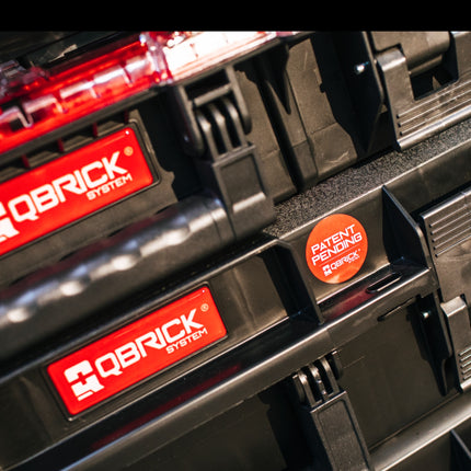 Qbrick System ONE Organizer 2XL 2.0 + Qbrick System ONE Connect Adapter sztaplowany 582 x 387 x 172 mm 19,5 l IP66 z 4 wkładkami i 12 przegrodami