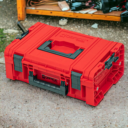 Qbrick System PRO Technik Case 2.0 RED ULTRA HD Custom tool case 450 x 332 x 171 mm 12 litres stackable IP54 with shelf