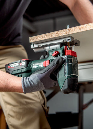 Metabo ST 18 L 90 seghetto alternativo a batteria 18 V 90 mm + 2x batteria 2,0 Ah + caricatore + metabox