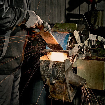 Nastro abrasivo Klingspor CS 411 X ( 8000352401 ) Lunghezza 2000 mm Larghezza 100 mm Grana 36 Corindone zirconio