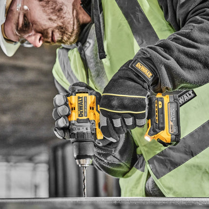 Akumulatorowa wiertarko-wkrętarka DeWalt DCD 800 H2 18 V 90 Nm bezszczotkowa + 2x akumulator Powerstack 5,0 Ah + ładowarka