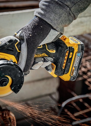 Akumulatorowa przecinarka do wielu materiałów Dewalt DCS438N ( 8001414501 ) 18 V