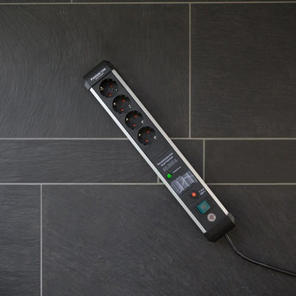 Regleta de enchufes Brennenstuhl Premium-Protect-Line ( 8001484633 ) 16 A 230 V negro/plata 3 m PVC 1,5 mm²
