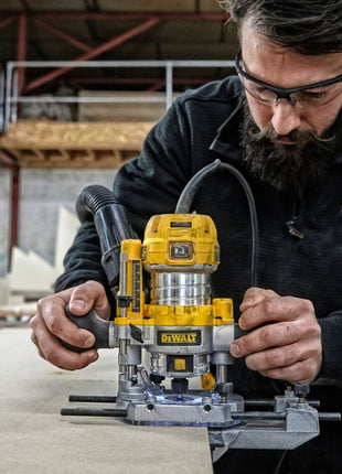 DeWalt D 26204 K Mulitfunktionsfraese 900 Watt 8 mm Koffer 3 - toolbrothers