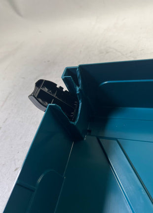 Makita MAKPAC 1 Systemkoffer Solo ohne Einlage Beschaedigt 3 - toolbrothers
