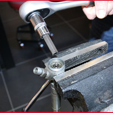 KS TOOLS Stecknuss Innensechskant, gebohrt, 10mm ( 152.1057 ) - Toolbrothers